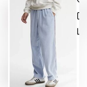 Urban outfitters RELAXED FIT CORDUROY BEACH PANT IN SLATE Blue with brown trim